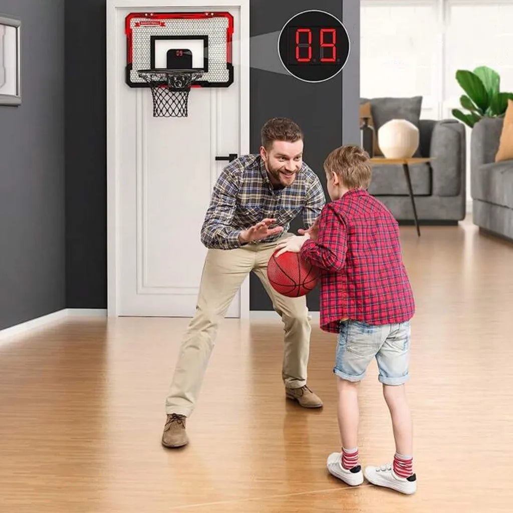 Krepšinio lenta su lanku ir skaitmeniniu taškų skaitikliu