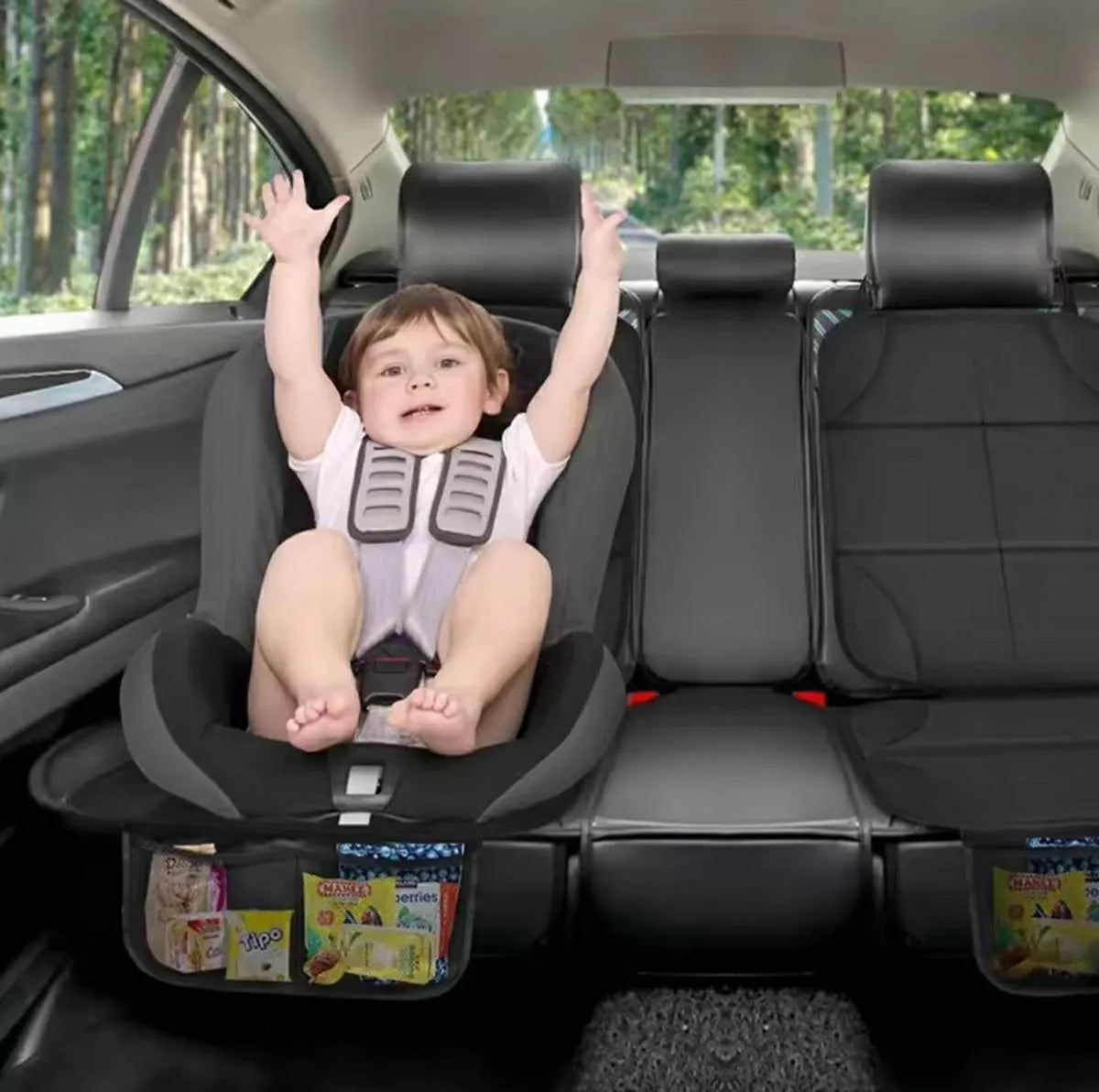 Uždangalas po automobiline kėdute
